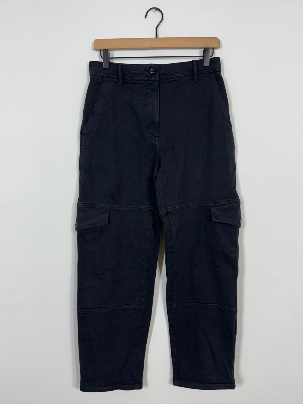 WP129 {Wilfred Aritzia} "Maeve Cargo" Black High Rise Carpenter Utility Pants